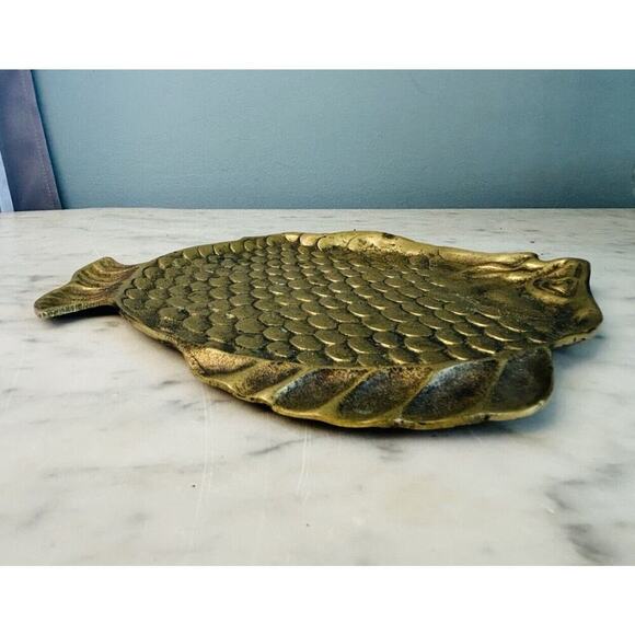 Vintage Brass Fish Shaped Trinket Dish Small Plate 8.5” Length 3D Scales Patina - Picture 10 of 13